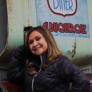 Meet your Posher, Cynthia